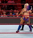 WWE_RAW_2018_01_01_720p_WEB_h264-HEEL_mp4_003163307.jpg