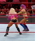 WWE_RAW_2018_01_01_720p_WEB_h264-HEEL_mp4_003165182.jpg