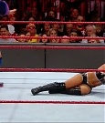 WWE_RAW_2018_01_01_720p_WEB_h264-HEEL_mp4_003191805.jpg