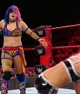 WWE_RAW_2018_01_01_720p_WEB_h264-HEEL_mp4_003195816.jpg