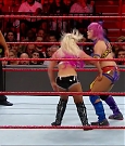 WWE_RAW_2018_01_01_720p_WEB_h264-HEEL_mp4_003210548.jpg