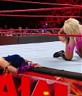 WWE_RAW_2018_01_01_720p_WEB_h264-HEEL_mp4_003249111.jpg