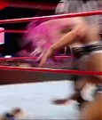 WWE_RAW_2018_01_01_720p_WEB_h264-HEEL_mp4_003256352.jpg