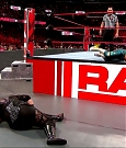 WWE_RAW_2018_03_26_720p_HDTV_x264-Ebi_mp4_001433643.jpg