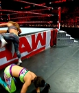 WWE_RAW_2018_05_14_720p_HDTV_x264-Ebi_mp4_005981927.jpg