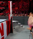 WWE_RAW_2018_05_21_720p_HDTV_x264-Ebi_mp4_003649095.jpg