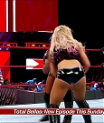 WWE_RAW_2018_05_21_720p_HDTV_x264-Ebi_mp4_003718722.jpg