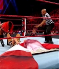 WWE_RAW_2018_05_21_720p_HDTV_x264-Ebi_mp4_003869443.jpg