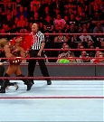 WWE_RAW_2018_05_21_720p_HDTV_x264-Ebi_mp4_003897569.jpg