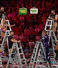 WWE_RAW_2018_06_11_720p_WEB_h264-HEEL_mp4_000418589.jpg