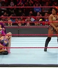 WWE_RAW_2018_06_11_720p_WEB_h264-HEEL_mp4_000634988.jpg