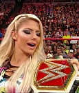 WWE_RAW_2018_06_18_720p_WEB_h264-HEEL_mp4_000404067.jpg