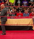 WWE_RAW_2018_06_18_720p_WEB_h264-HEEL_mp4_000433919.jpg