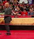 WWE_RAW_2018_06_18_720p_WEB_h264-HEEL_mp4_000484383.jpg