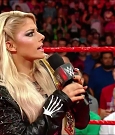 WWE_RAW_2018_06_18_720p_WEB_h264-HEEL_mp4_000546289.jpg