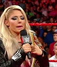 WWE_RAW_2018_06_18_720p_WEB_h264-HEEL_mp4_000551469.jpg