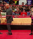 WWE_RAW_2018_06_18_720p_WEB_h264-HEEL_mp4_000564773.jpg