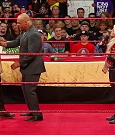 WWE_RAW_2018_06_18_720p_WEB_h264-HEEL_mp4_000579626.jpg