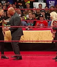 WWE_RAW_2018_06_18_720p_WEB_h264-HEEL_mp4_000587868.jpg