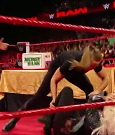 WWE_RAW_2018_06_18_720p_WEB_h264-HEEL_mp4_000597435.jpg