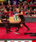 WWE_RAW_2018_06_18_720p_WEB_h264-HEEL_mp4_000627317.jpg