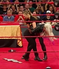 WWE_RAW_2018_06_18_720p_WEB_h264-HEEL_mp4_000671341.jpg