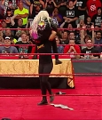 WWE_RAW_2018_06_18_720p_WEB_h264-HEEL_mp4_000675032.jpg