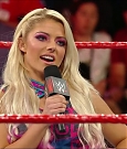 WWE_RAW_2018_06_25_720p_WEB_h264-HEEL_mp4_002940350.jpg