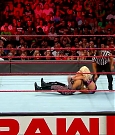 WWE_RAW_2018_07_09_720p_HDTV_x264-Ebi_mp4_001351055.jpg