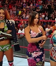 WWE_RAW_2018_08_06_720p_WEB_h264-HEEL_mp4_007807381.jpg