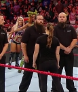 WWE_RAW_2018_08_13_720p_WEB_h264-HEEL_mp4_000610210.jpg