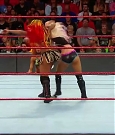 WWE_RAW_2018_08_13_720p_WEB_h264-HEEL_mp4_000923114.jpg