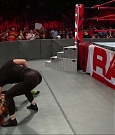 WWE_RAW_2018_08_13_720p_WEB_h264-HEEL_mp4_001140782.jpg