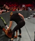 WWE_RAW_2018_08_13_720p_WEB_h264-HEEL_mp4_001141422.jpg