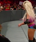 WWE_RAW_2018_08_13_720p_WEB_h264-HEEL_mp4_001142771.jpg