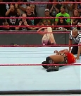 WWE_RAW_2018_08_13_720p_WEB_h264-HEEL_mp4_001150542.jpg