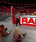 WWE_RAW_2018_08_13_720p_WEB_h264-HEEL_mp4_001234462.jpg