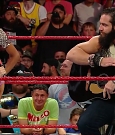 WWE_RAW_2018_09_03_720p_WEB_h264-HEEL_mp4_002672863.jpg