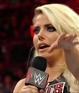 WWE_RAW_2018_09_03_720p_WEB_h264-HEEL_mp4_002705327.jpg