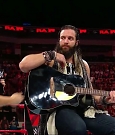 WWE_RAW_2018_09_03_720p_WEB_h264-HEEL_mp4_002763038.jpg