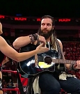 WWE_RAW_2018_09_03_720p_WEB_h264-HEEL_mp4_002764671.jpg