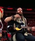 WWE_RAW_2018_09_03_720p_WEB_h264-HEEL_mp4_002769955.jpg