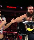 WWE_RAW_2018_09_03_720p_WEB_h264-HEEL_mp4_002774499.jpg