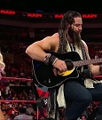 WWE_RAW_2018_09_03_720p_WEB_h264-HEEL_mp4_002829208.jpg