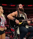 WWE_RAW_2018_09_03_720p_WEB_h264-HEEL_mp4_002830413.jpg