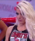 WWE_RAW_2018_09_03_720p_WEB_h264-HEEL_mp4_002909750.jpg