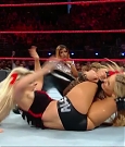 WWE_RAW_2018_09_03_720p_WEB_h264-HEEL_mp4_002988876.jpg