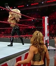 WWE_RAW_2018_09_03_720p_WEB_h264-HEEL_mp4_003038107.jpg