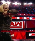 WWE_RAW_2018_09_03_720p_WEB_h264-HEEL_mp4_003055343.jpg