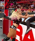 WWE_RAW_2018_09_03_720p_WEB_h264-HEEL_mp4_003168337.jpg